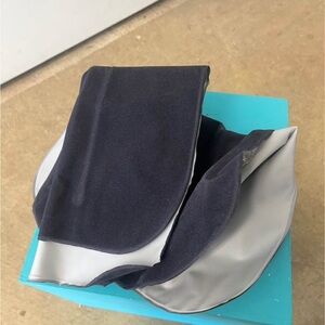 Black and Gray inflatable pillows